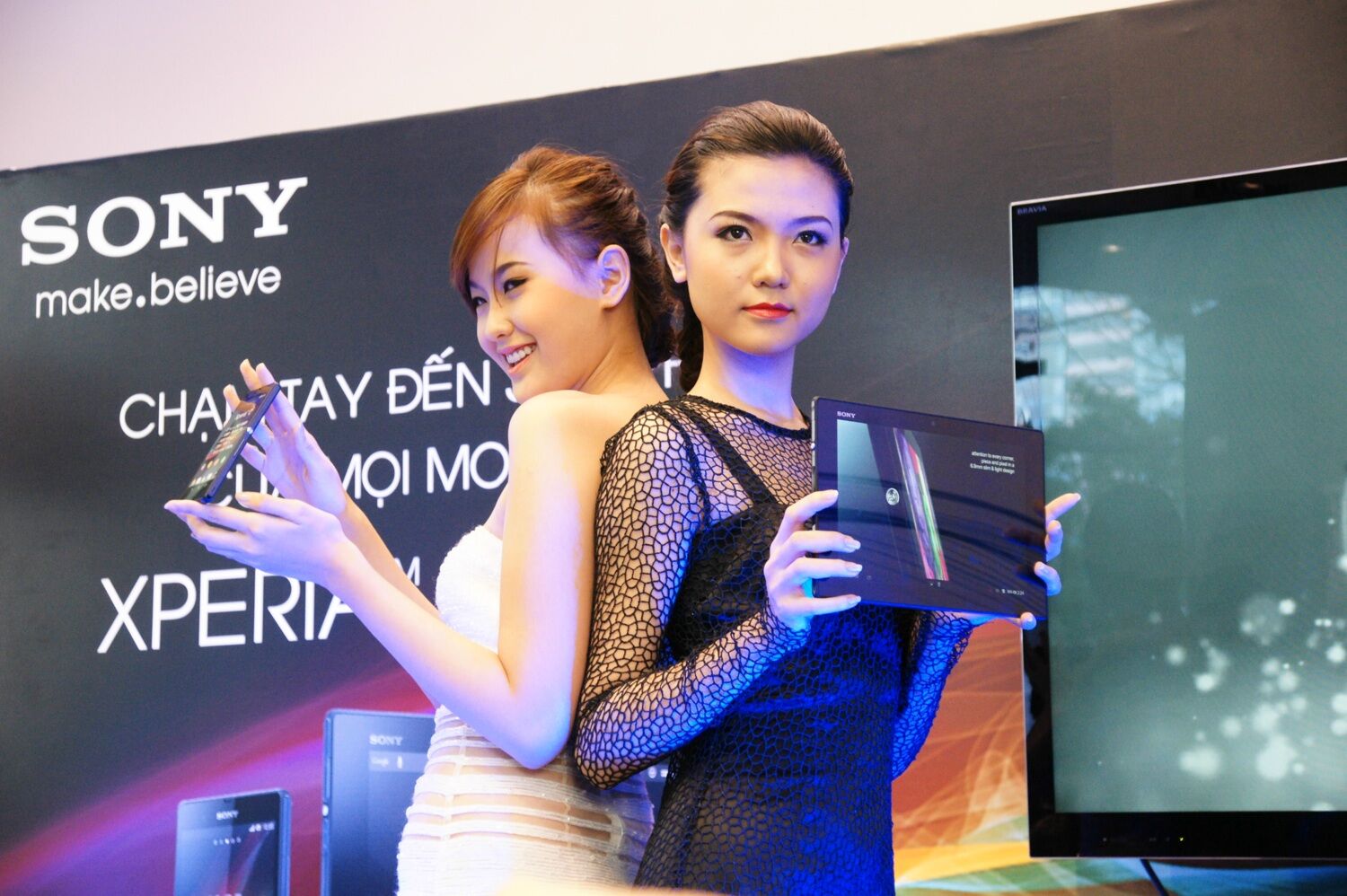 Sony tổ chức chuỗi sự kiện ra mắt bộ đôi Xperia Z và Xperia Tablet Z tại Việt Nam
