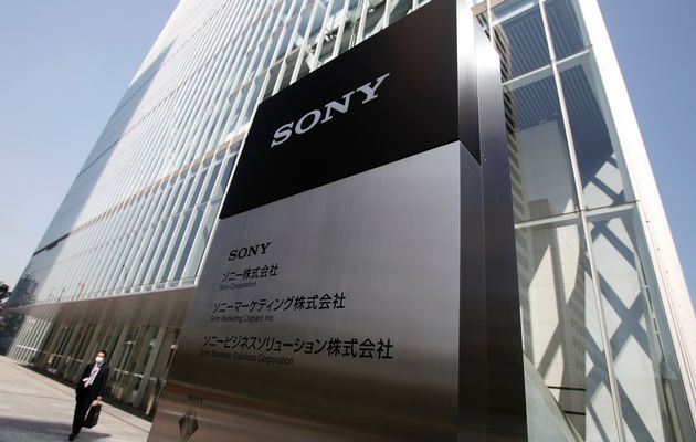 sony-cat-giam-nhan-vien