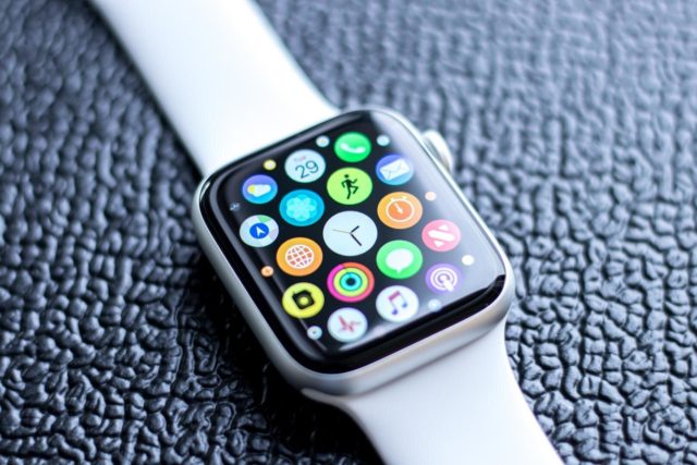 Apple Watch: thời lượng pin không còn là vấn đề