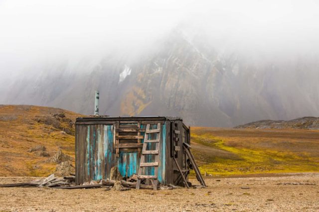 Kiếm tiền từ việc đi du lịch và viết blog - giấc mơ rất khác thực tế