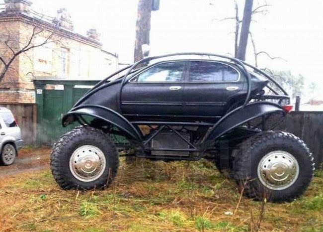 Độ xe sedan Nissan Maxima thành quái vật 4 bánh Độ xe sedan Nissan Maxima thành quái vật 4 bánh