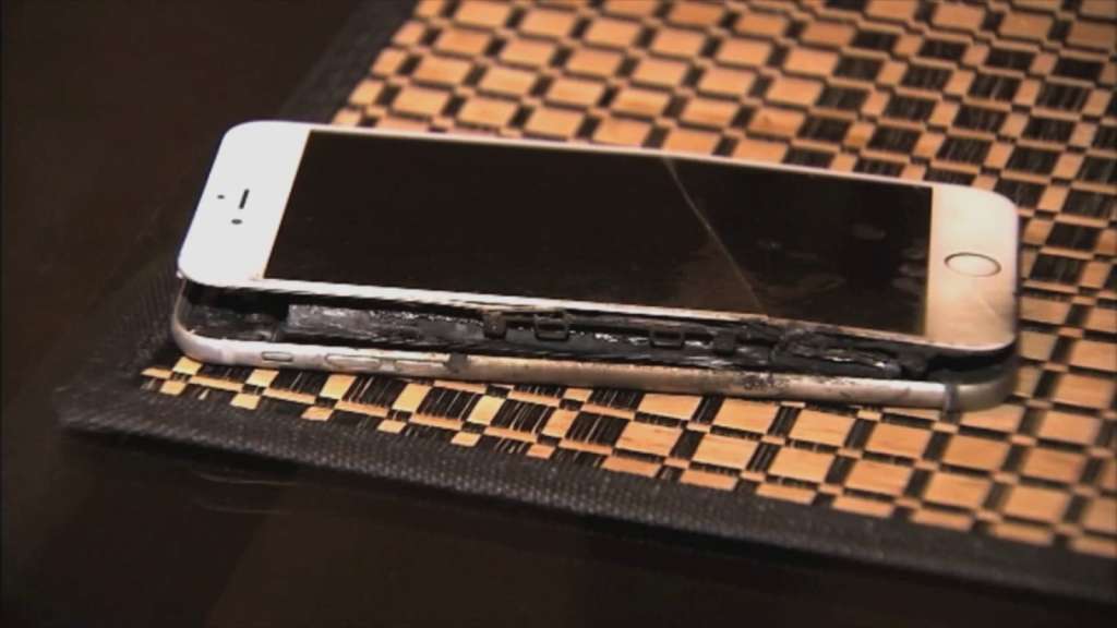 Mỹ: iPhone 6 Plus bốc cháy ngay trong túi quần Mỹ: iPhone 6 Plus bốc cháy ngay trong túi quần