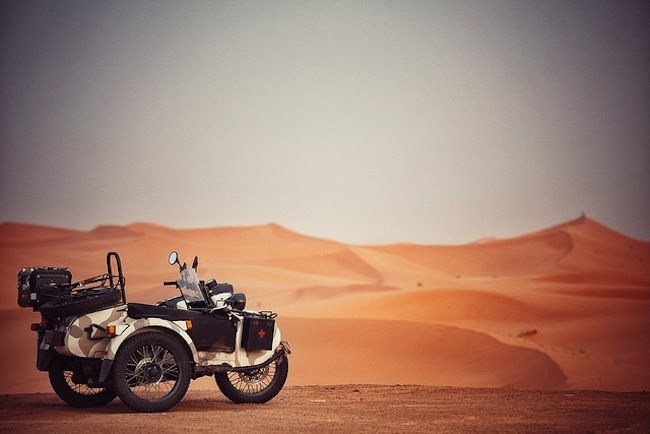 Ảnh gia đình 3 người khám phá Châu Âu bằng xe sidecar Ảnh gia đình 3 người khám phá Châu Âu bằng xe sidecar