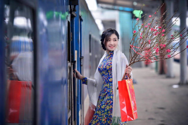 Bạn nên trang bị 20 kiểu tạo dáng dưới đây khi chụp hình ngày Xuân
