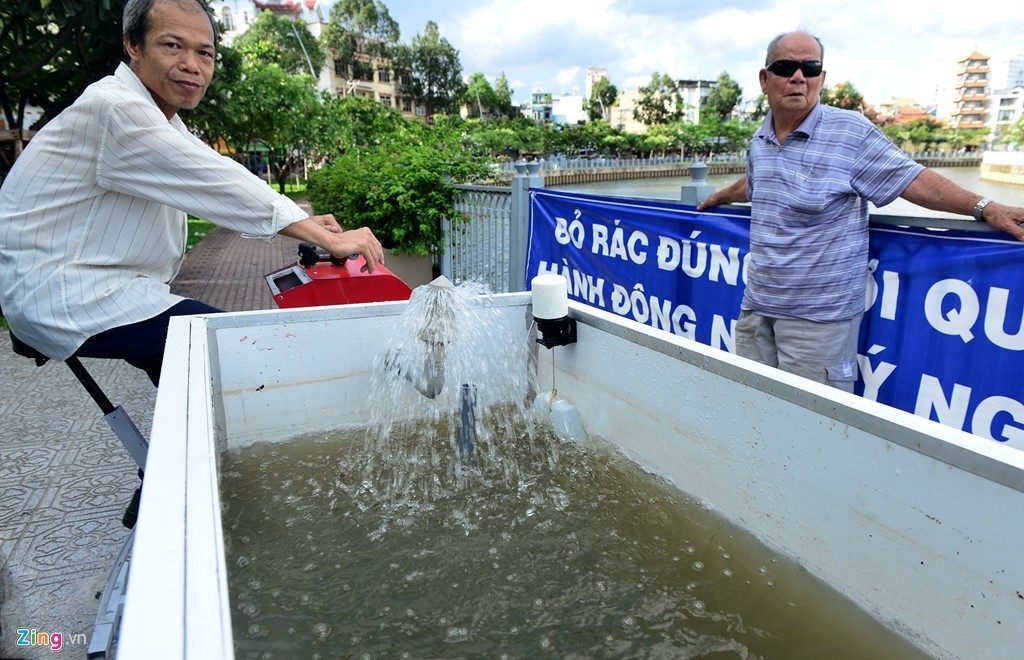 Sài Gòn có máy tập thể dục lọc nước đầu tiên ở kênh Nhiêu Lộc