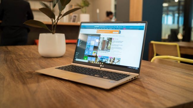 Top 10 máy tính xách tay (laptop) tốt, phù hợp với sinh viên Top 10 máy tính xách tay tốt cho sinh viên