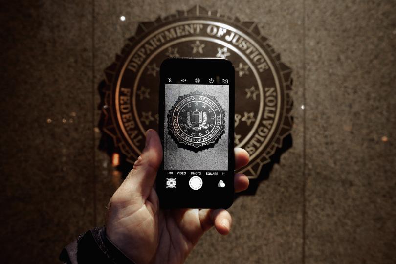 Hacker đã lấy công cụ bẻ khoá iPhone của FBI liên quan đến vụ xả súng