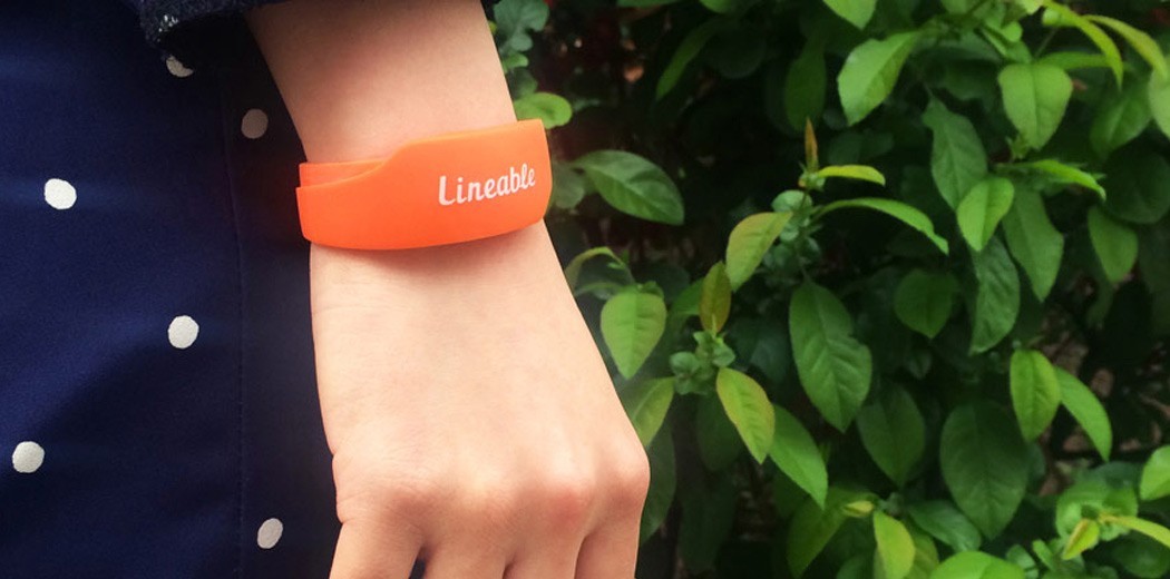 Lineable: vòng đeo tay định vị, chống lạc trẻ và không cần lo sạc pin