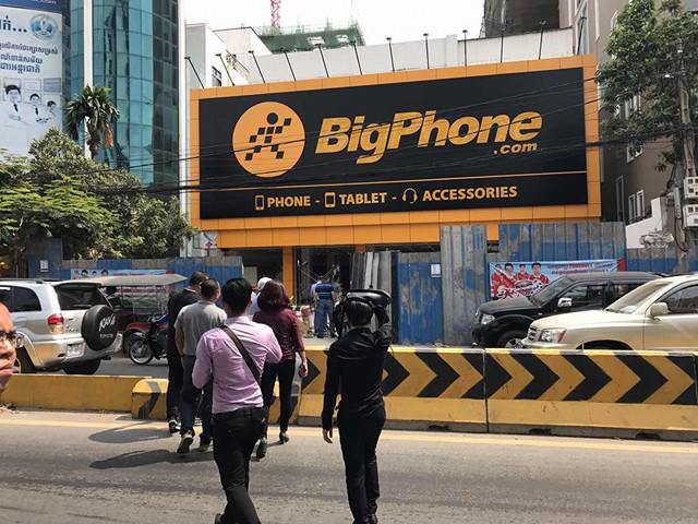 Thế Giới Di Động chính thức mở cửa hàng ở Campuchia với tên BigPhone Thế Giới Di Động chính thức mở cửa hàng ở Campuchia với tên BigPhone