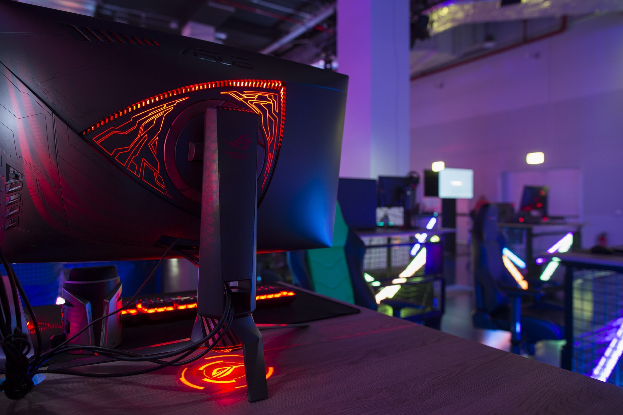 ASUS ROG công bố loạt sản phẩm mới trong sự kiện tại Đức ASUS ROG công bố loạt sản phẩm mới trong sự kiện tại Đức
