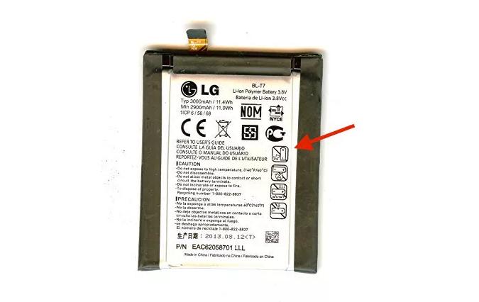 Vì sao có biểu tượng “Cấm chó” trên pin của Galaxy S8? Vì sao có biểu tượng “Cấm chó” trên pin của Galaxy S8?