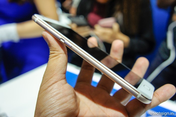 Thương hiệu Việt Asanzo lên kệ hai smartphone Asanzo Z5 và S5, giá từ 3 triệu Thương hiệu Việt Asanzo lên kệ hai smartphone Asanzo Z5 và S5, giá từ 3 triệu