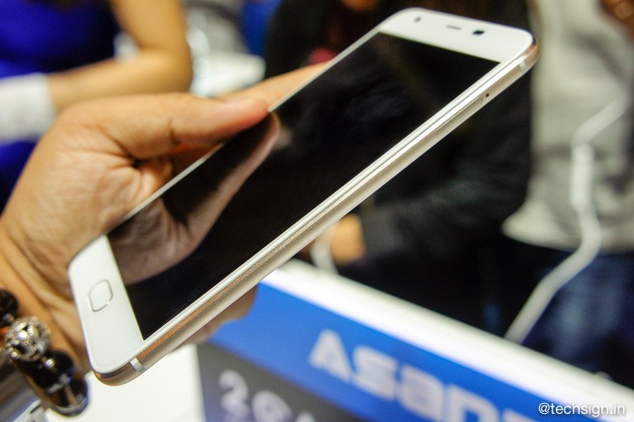 Thương hiệu Việt Asanzo lên kệ hai smartphone Asanzo Z5 và S5, giá từ 3 triệu Thương hiệu Việt Asanzo lên kệ hai smartphone Asanzo Z5 và S5, giá từ 3 triệu