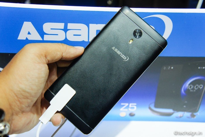 Thương hiệu Việt Asanzo lên kệ hai smartphone Asanzo Z5 và S5, giá từ 3 triệu Thương hiệu Việt Asanzo lên kệ hai smartphone Asanzo Z5 và S5, giá từ 3 triệu