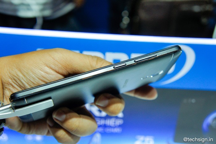 Thương hiệu Việt Asanzo lên kệ hai smartphone Asanzo Z5 và S5, giá từ 3 triệu Thương hiệu Việt Asanzo lên kệ hai smartphone Asanzo Z5 và S5, giá từ 3 triệu