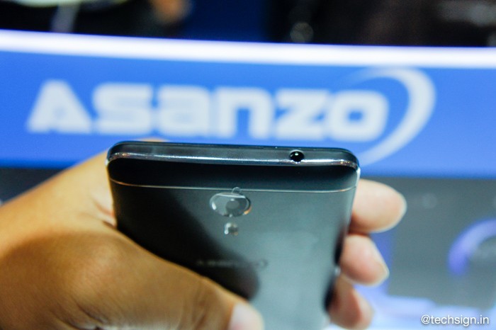 Thương hiệu Việt Asanzo lên kệ hai smartphone Asanzo Z5 và S5, giá từ 3 triệu Thương hiệu Việt Asanzo lên kệ hai smartphone Asanzo Z5 và S5, giá từ 3 triệu