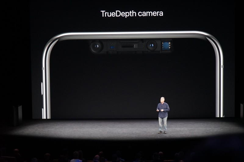 Công nghệ nhận dạng Face ID, tương lai của thế giới hay chỉ riêng Apple