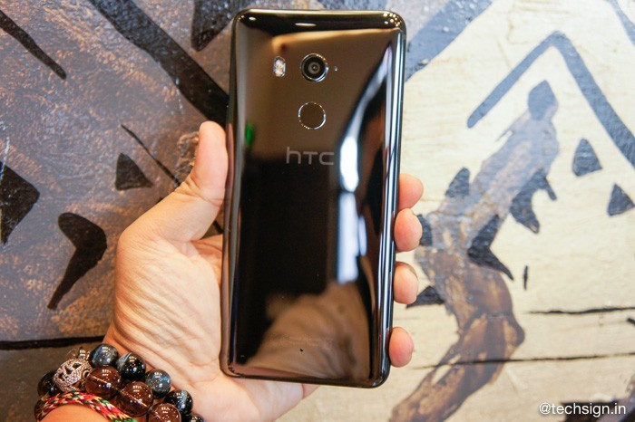 HTC U11 plus lên kệ giá 19 triệu, bán từ 12/12 với cấu hình cao nhất