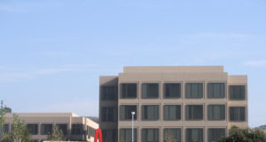 Intel xem xét mua Broadcom, công ty cũng đang muốn thâu tóm Qualcomm