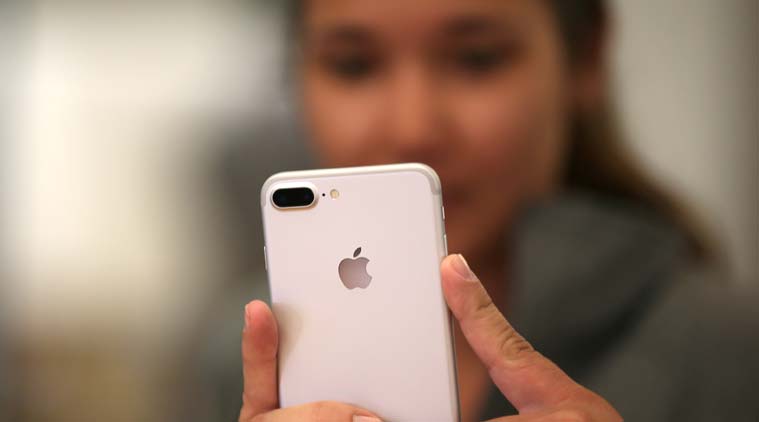 Người dùng iPhone sẽ còn không phải chờ đợi để được thay pin 29 USD