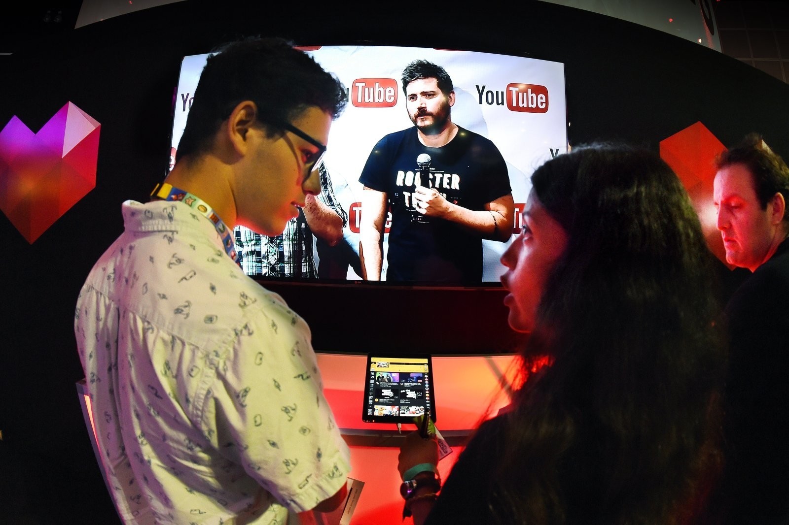youtube-manh-tay-voi-cac-tai-khoan-quang-cao-twitch_1