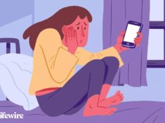 Ứng dụng Facebook lại gặp lỗi màn hình trắng, bạn có bị lỗi này không?