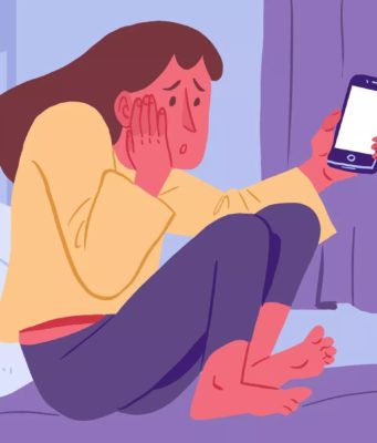 Ứng dụng Facebook lại gặp lỗi màn hình trắng, bạn có bị lỗi này không?