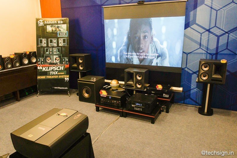 Một vòng quanh triển lãm AV Show 2018