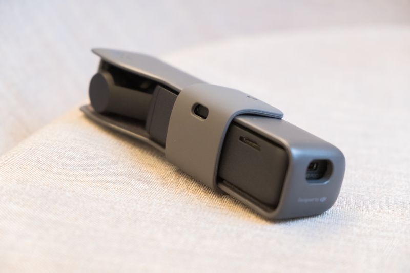 DJI Osmo Pocket: thiết bị cầm tay nhỏ gọn có thể quay 4K siêu mượt