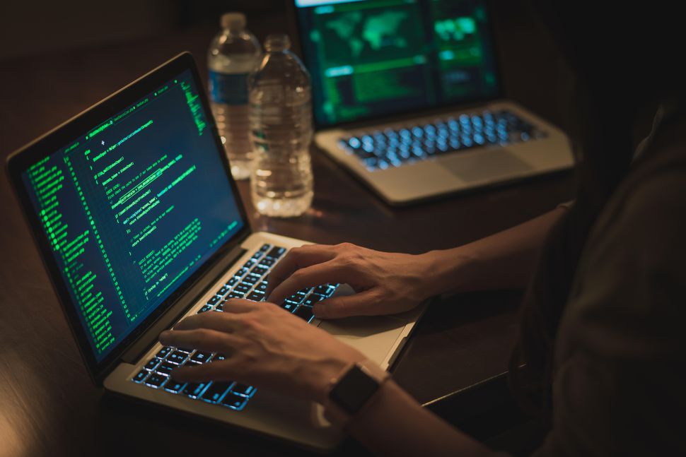 Hacker từng phát tán WannaCry trộm hàng chục triệu USD