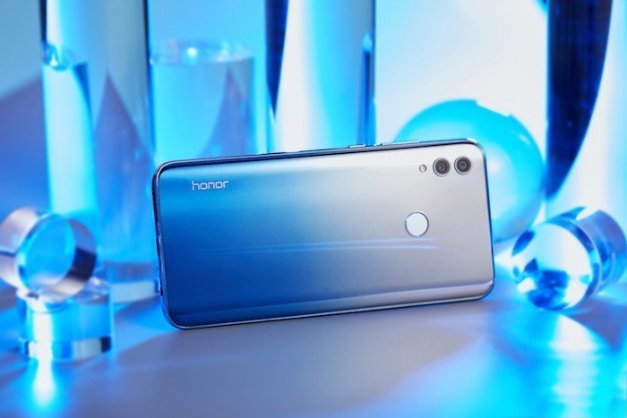 Những tính năng thu hút giới trẻ của Honor 10 Lite