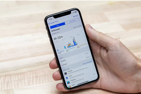 Apple tiếp tục bị kiện vì hành vi độc quyền trên App Store