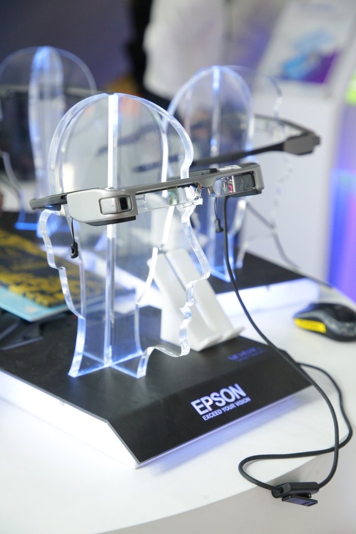 Epson biểu diễn máy chiếu siêu sáng tại Infocomm Đông Nam Á 2019
