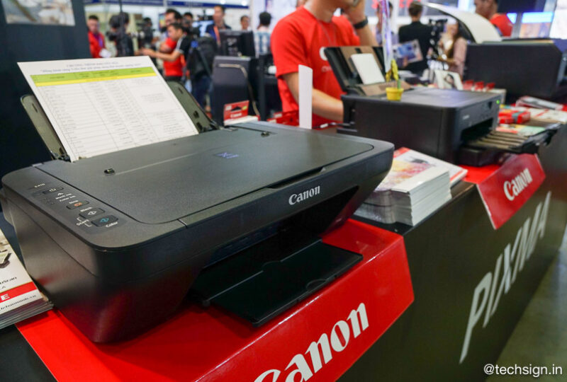 Canon ra mắt loạt máy in phun và laser màu tại triển lãm ICT COMM 2019