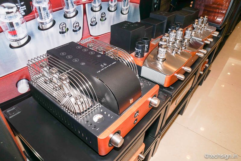 'Sướng mắt, đã tai' tại triển lãm AV Show 2019