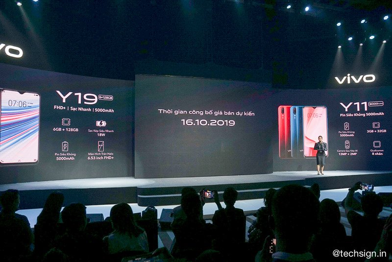 Vivo V17 Pro ra mắt, camera selfie kép trượt lên, giá 9,99 triệu đồng