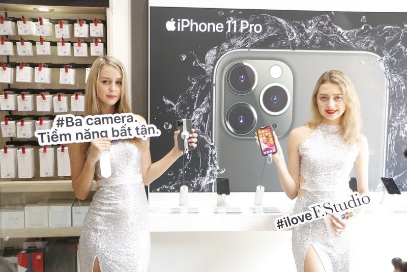 FPT Shop mở bán iPhone 11, có thu cũ đổi mới, trả trước 0 đồng FPT Shop mở bán iPhone 11, có thu cũ đổi mới, trả trước 0 đồng