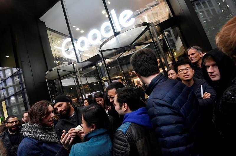 Nhân viên Google bị đuổi việc vì tiết lộ thông tin cho truyền thông