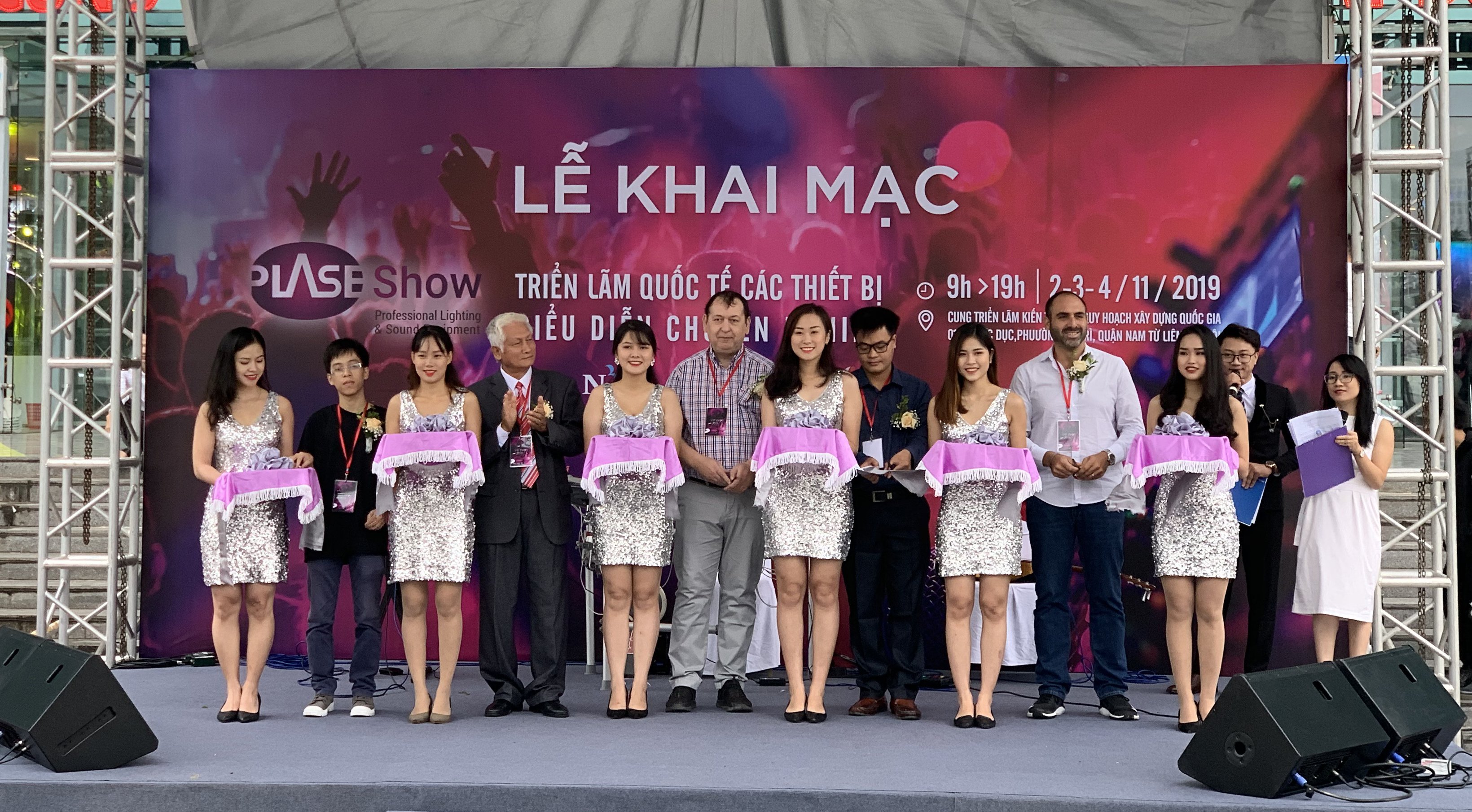 Top 5 thương hiệu thiết bị âm thanh, ánh sáng trình diễn tại PLASE Show Hà Nội