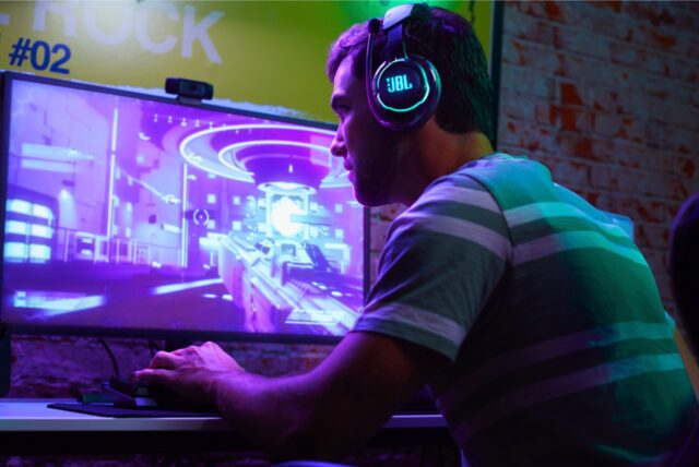 JBL giới thiệu hai dòng tai nghe mới tại CES 2020 JBL giới thiệu hai dòng tai nghe mới tại CES 2020