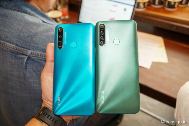 Realme 5i lên kệ hôm nay, hai phiên bản bộ nhớ, giá từ 3,7 triệu đồng Realme 5i lên kệ hôm nay, hai phiên bản bộ nhớ, giá từ 3,7 triệu đồng