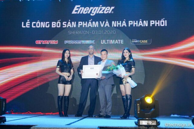 Smartcom phân phối độc quyền điện thoại Energizer tại Việt Nam