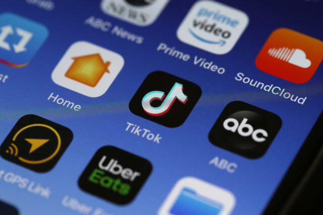 TikTok khởi xướng 6 thử thách liên hoàn ngày Tết