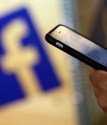 Tài khoản Facebook và Instagram của người phụ nữ nhiễm Covid-19 liên tục bị công kích