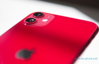 iPhone 11 vẫn hoạt động bình thường sau khi rơi xuống nước 2 tháng
