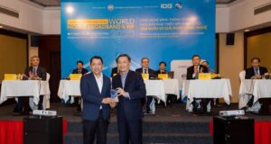 MobiFone đoạt giải nhà mạng có dịch vụ CSKH tốt nhất 2020