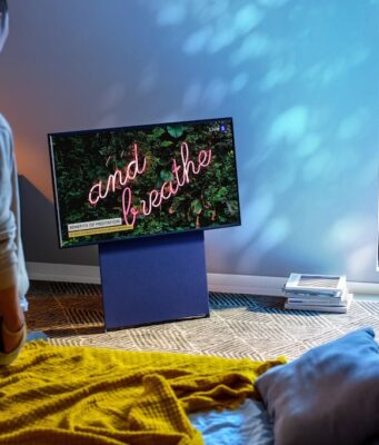 Samsung chính thức ra mắt ba dòng TV The Frame, The Serif và The Sero Samsung chính thức ra mắt ba dòng TV The Frame, The Serif và The Sero