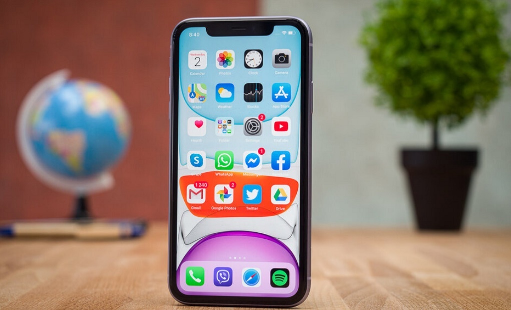 iOS sắp quay về với tên gọi iPhone OS?