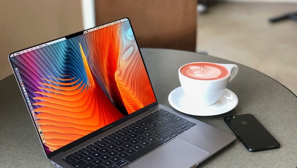MacBook Pro 13 inch sẽ là sản phẩm đầu tiên của Apple được trang bị chip ARM