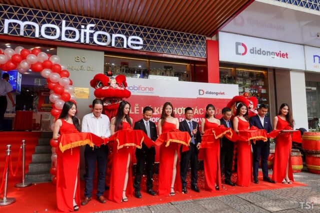 Di Động Việt hợp tác Shop in Shop cùng MobiFone, mở 11 cửa hàng liên kết tại TP.HCM Di Động Việt hợp tác Shop in Shop cùng MobiFone, mở 11 cửa hàng liên kết tại TP.HCM